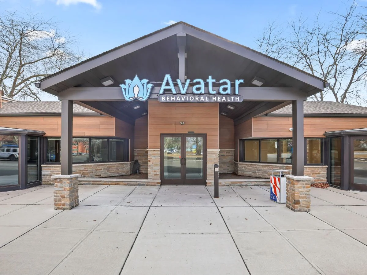 Avatar_Behavioral_Health_Center_Facility_Front_Entrance